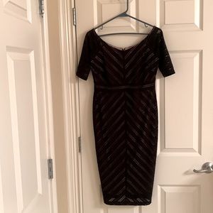 Maternity formal dress. Looked great. Only worn twice.